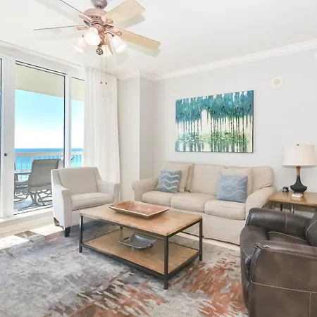 Silver Beach Towers E505